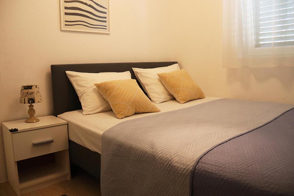 Apartment Doris Šibenik Esterno foto